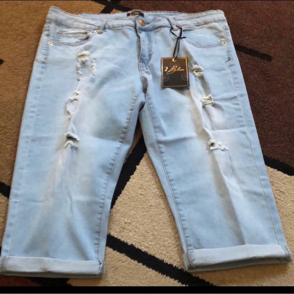 Light Blue Distressed Women's Capris